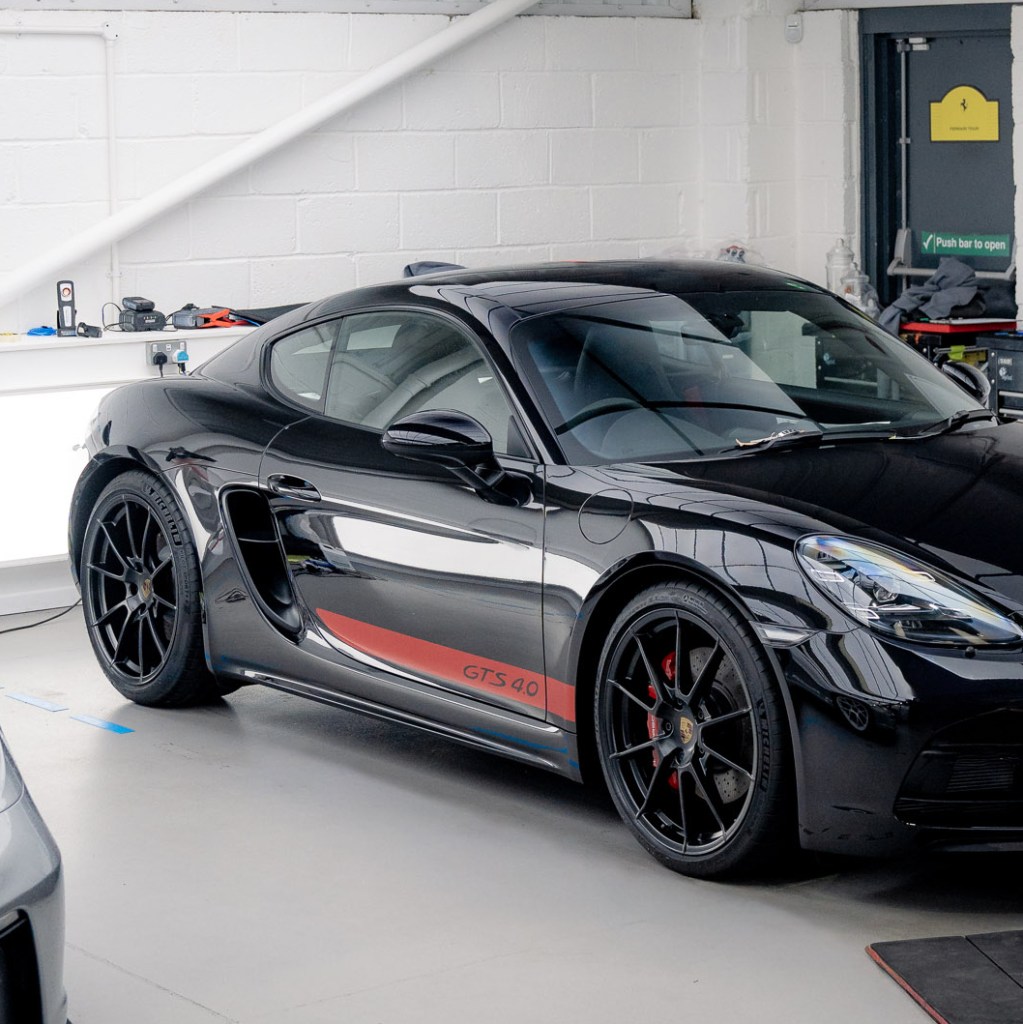 718 Cayman GTS '4.0' Style Side Stripes (x2)