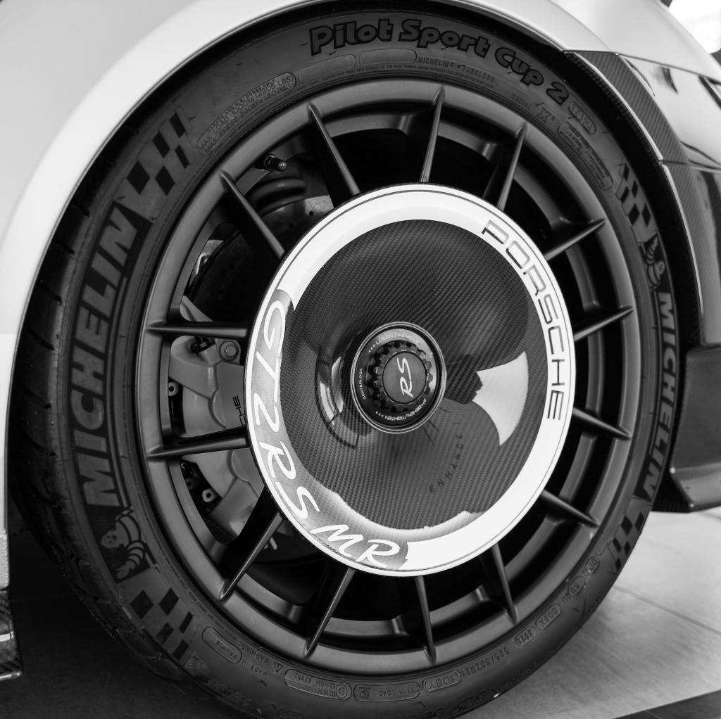 911 (991.2) GT2 RS MR Aero Style Disc Decals (x2)