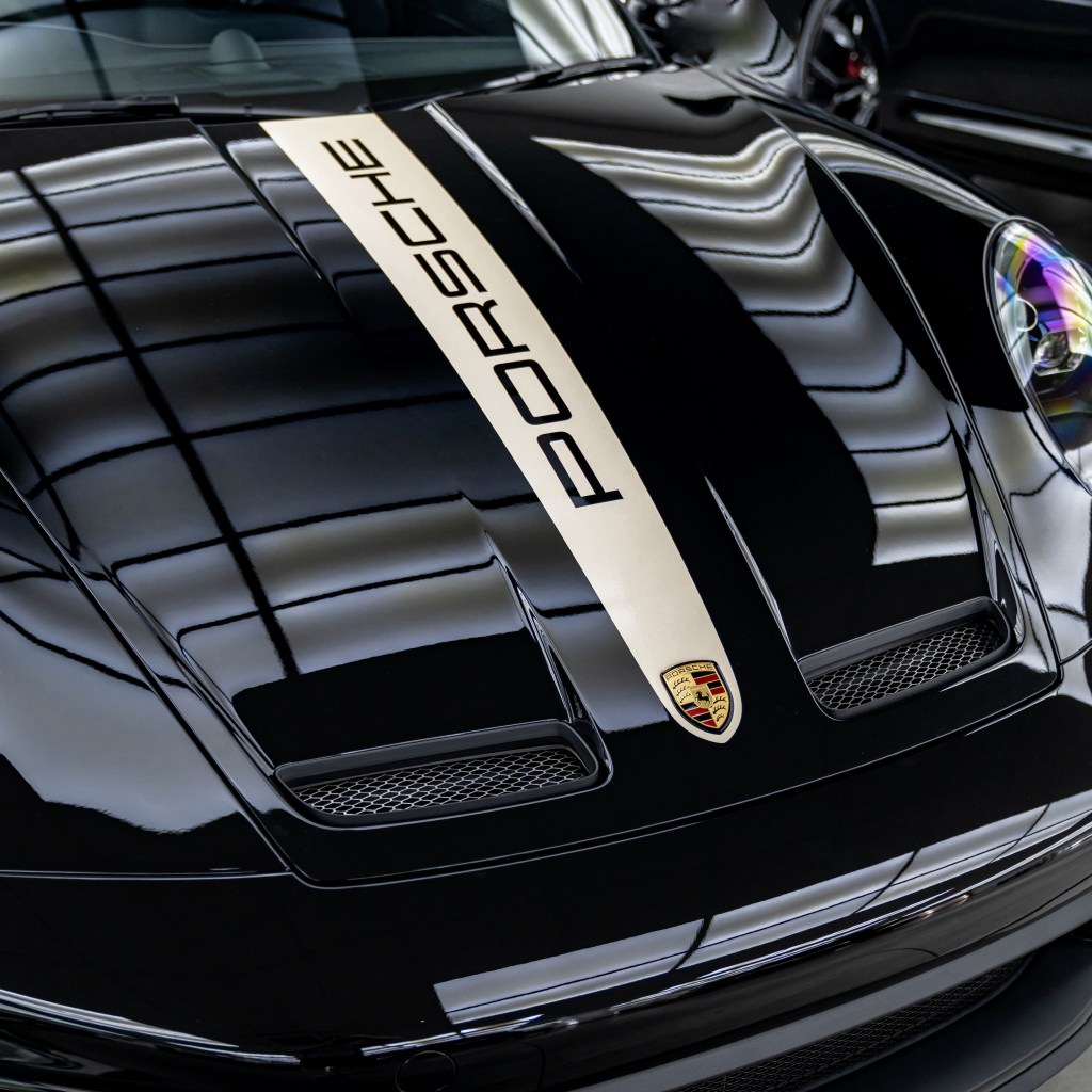 911 (992) GT3 Style Centre Stripe Decal